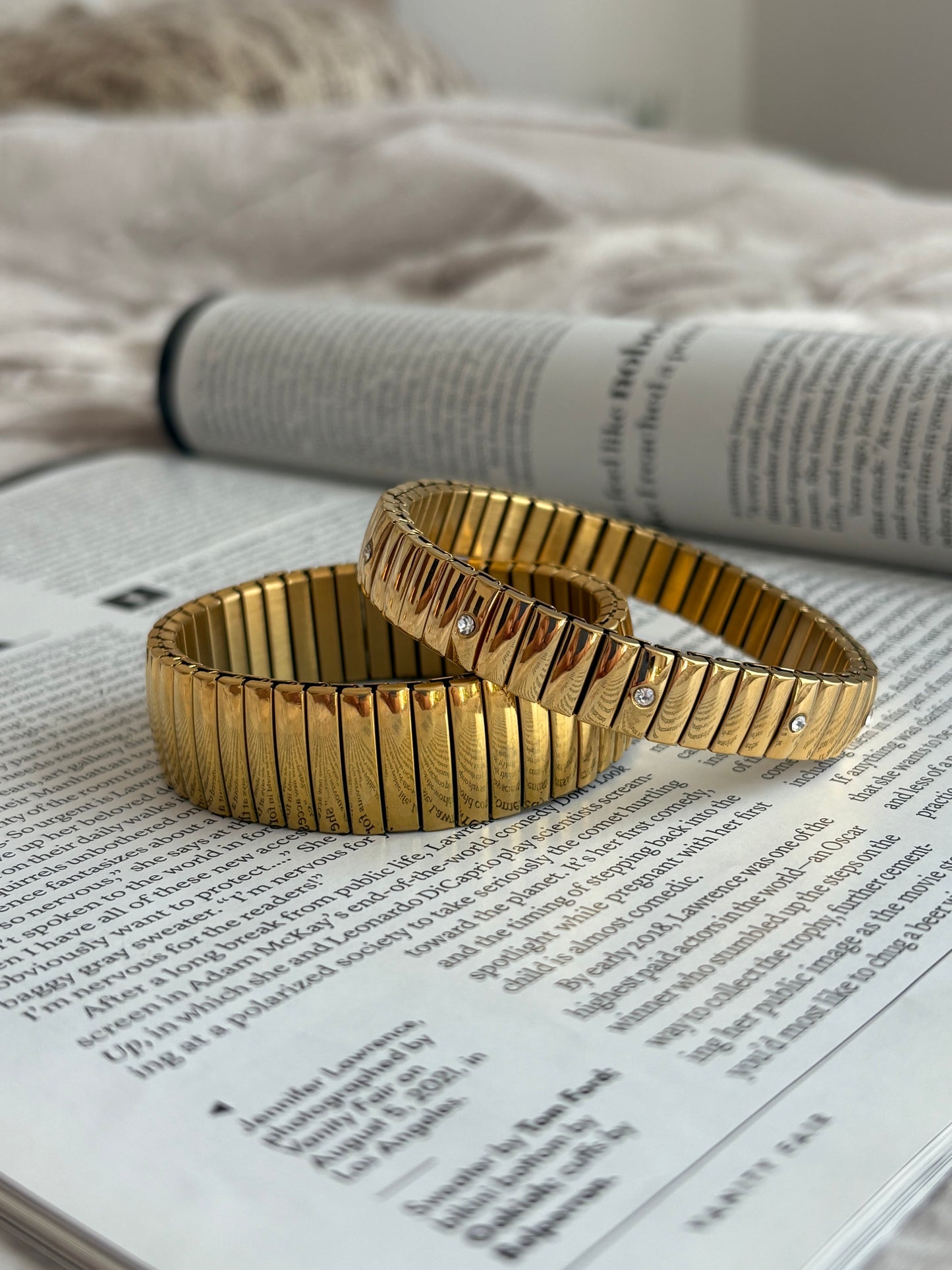 Gold Elastic Bracelet